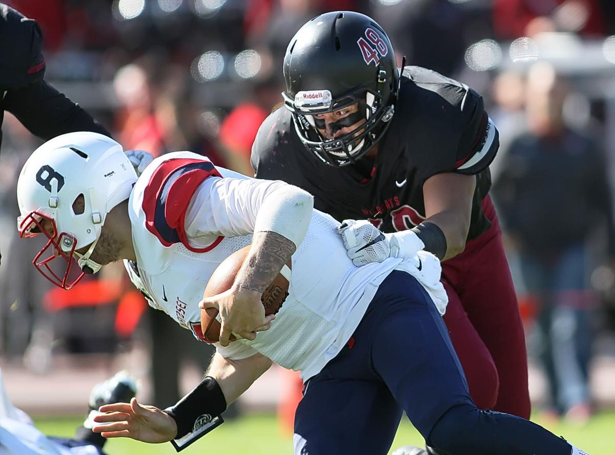 Central Washington Football Easily Shuts Out Simon Fraser 62 0