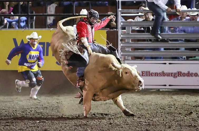Colorado's Tyler Smith wins Xtreme Bulls | Members | dailyrecordnews.com
