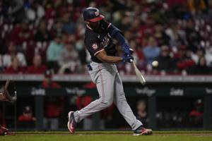 Rosario powers the Nationals to an 11-6 win over the Reds