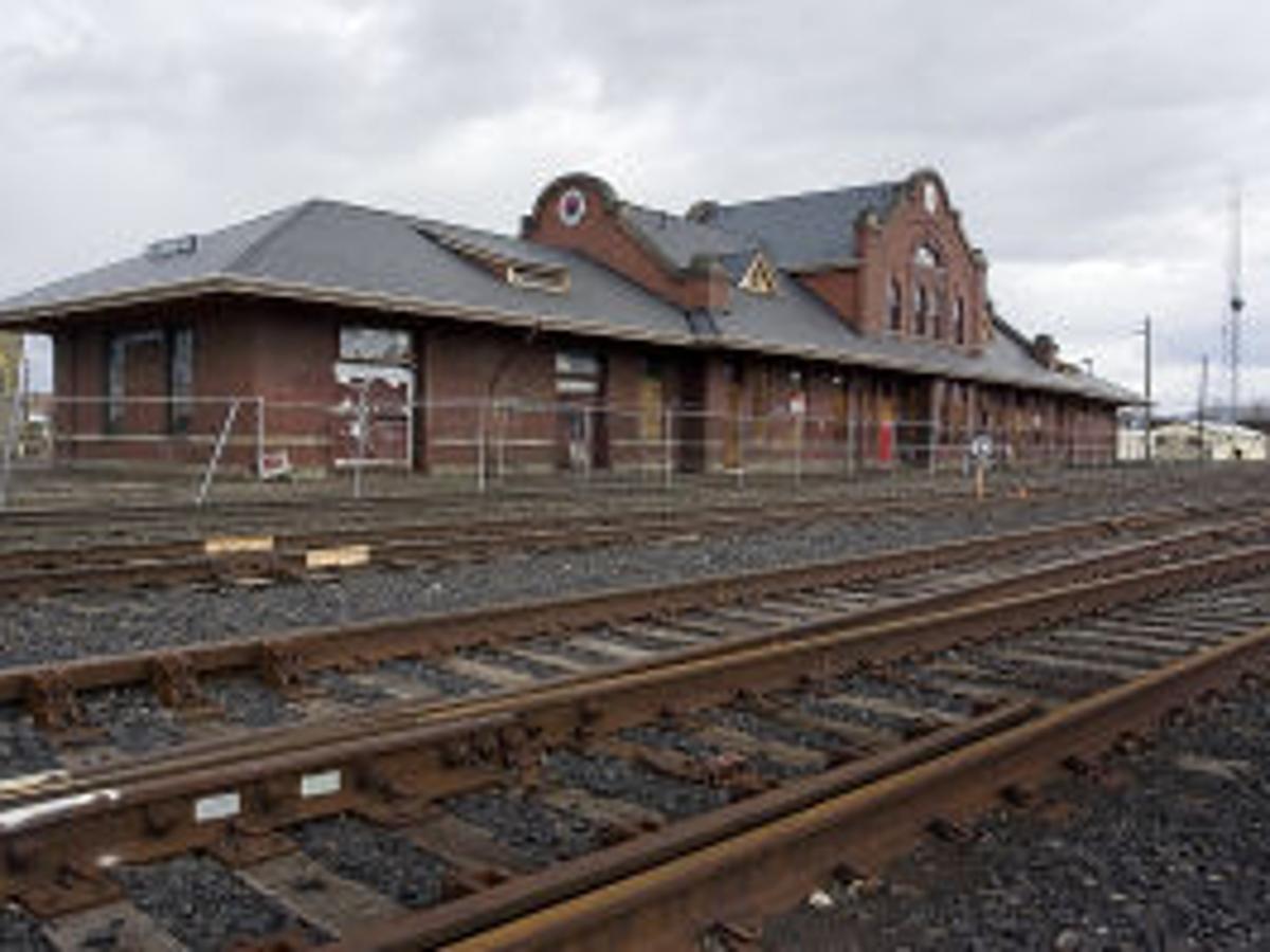 Restoring The Ellensburg Train Depot Is A Long Steady Process Top Story Dailyrecordnews Com