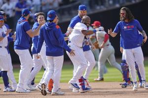 Soto, Alonso, Marte lead Mets over Phillies in 10 innings
