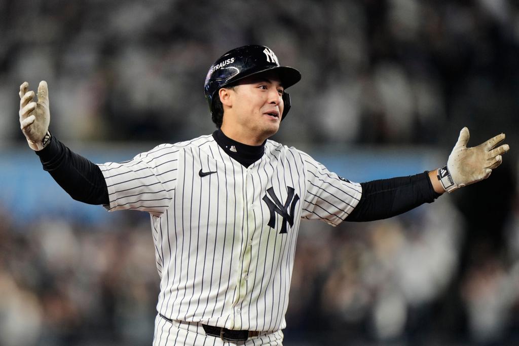 Fan interference denies Anthony Volpe a tying homer as Yankees get swept by  Rays in ALDS | Sports | dailyrecordnews.com