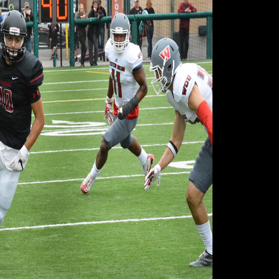 Central Washington Football Withstands Western Oregon S Rally