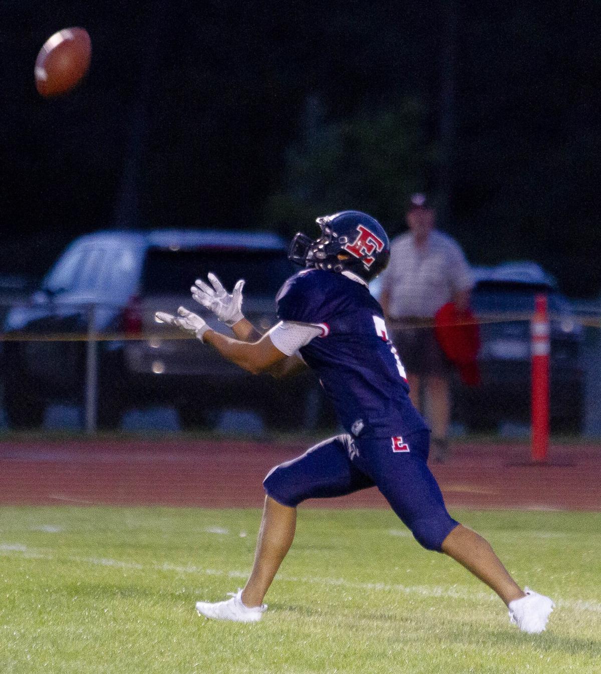 Ellensburg High School Bulldogs face the Zillah Leopards under the