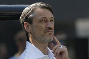 Dortmund coach Niko Kovač says MetLife Stadium field more suited to golf than to soccer