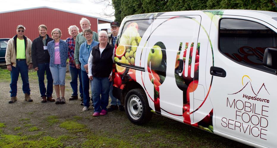 Hopesource Bus Suncadia fund donates funds for new van to HopeSource | News ...
