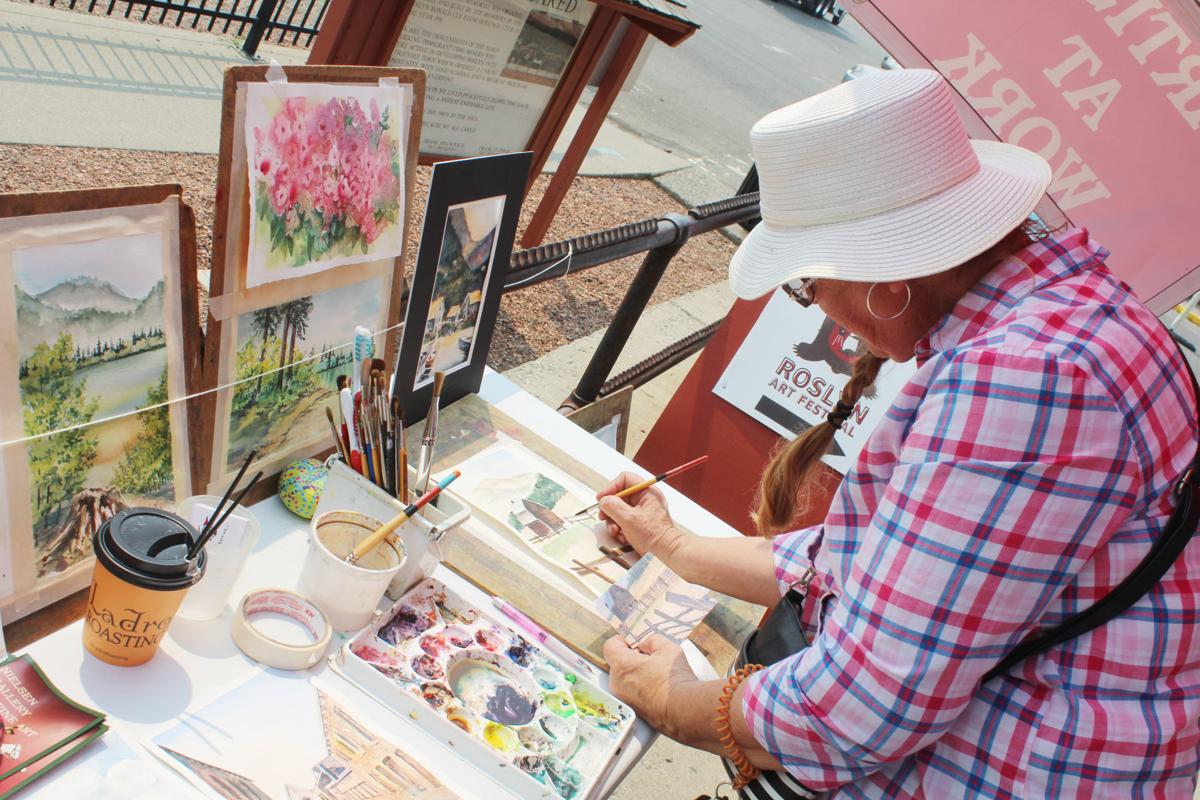 Artists Paint Pleinair At The Roslyn Art Festival News