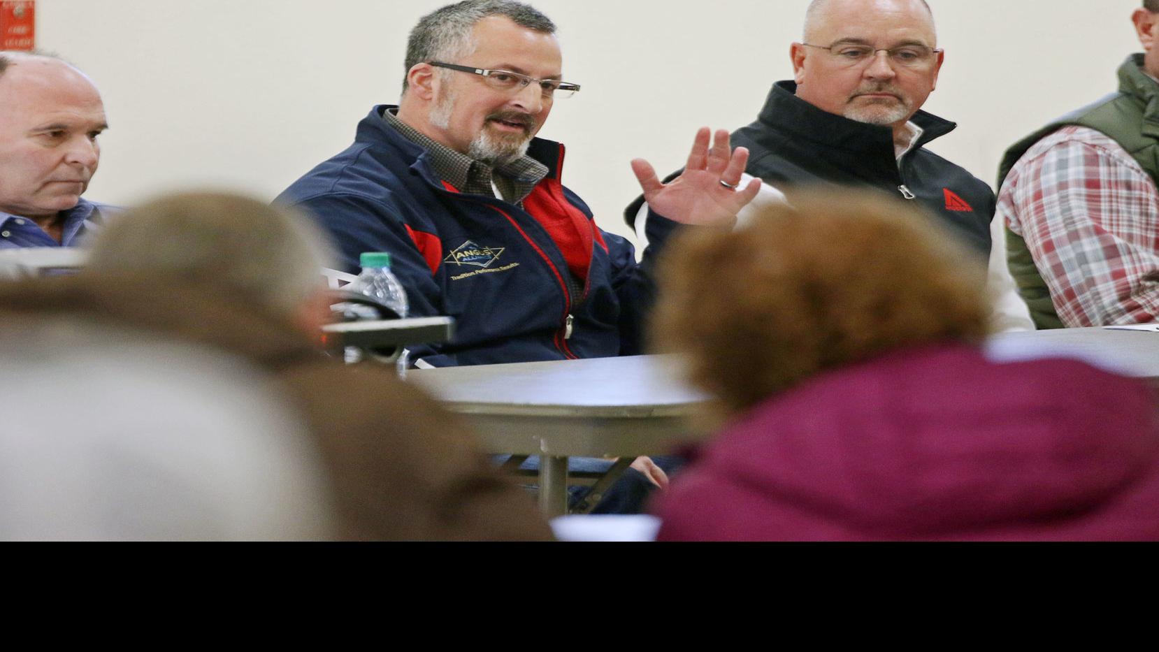 Local Hay Exporters Talk With Producers About Issues Related To