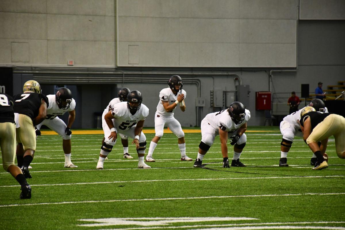 Redshirt Freshman Gets The Start At Qb Cwu Shows It Can Compete