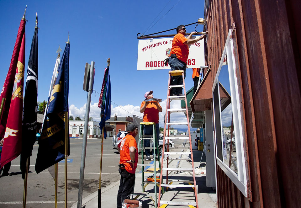 Sprucing up the VFW Photo Gallery