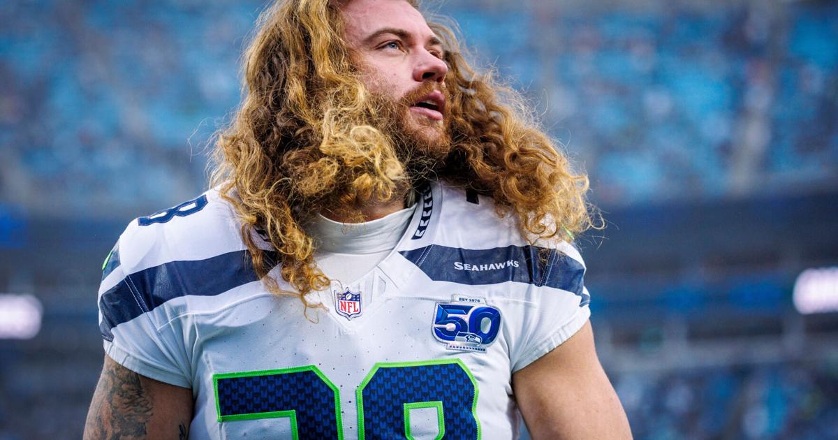 Tim Ruskell Seahawks Seahawks agree to a 2-year contract with fullback and special teams ...