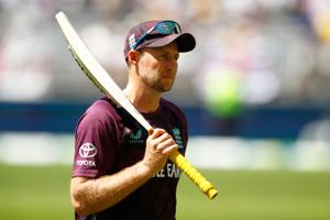 Starc takes a career-best 7 wickets as Australia dismisses England for 172 on Day 1 of the Ashes