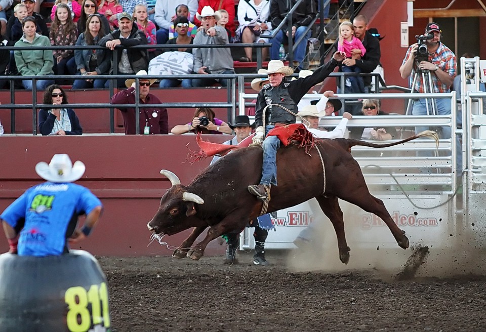Ellensburg Rodeo Tight races in timed events Rodeo