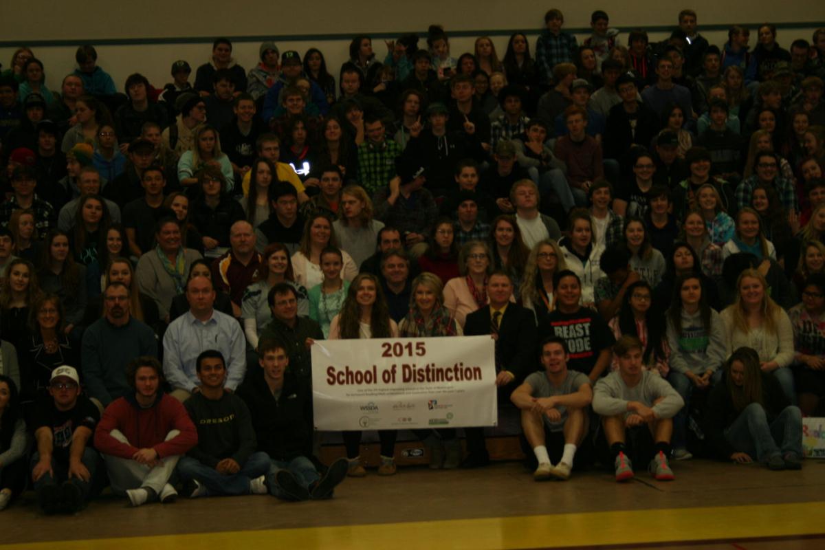 Cle ElumRoslyn High School earns state School of Distinction award for