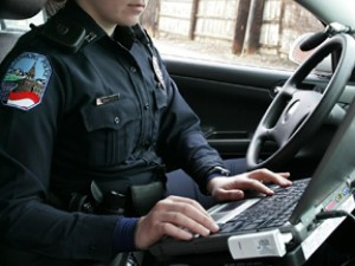 Ellensburg Female Cop Not Just One Of The Boys News Dailyrecordnews Com