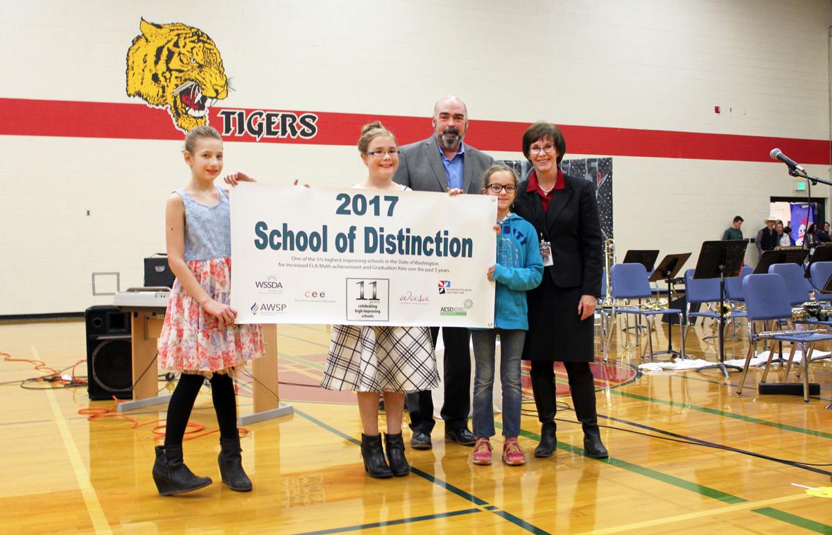 Thorp celebrates 2017 School of Distinction award News