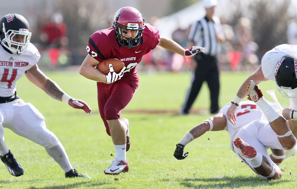 CWU vs. Western Oregon football | Photo Gallery | dailyrecordnews.com