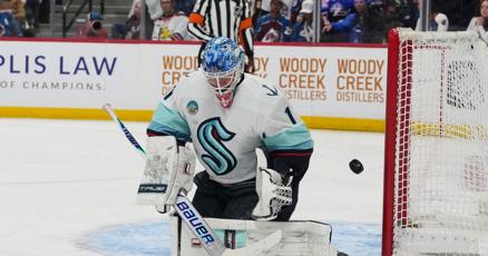 Scott Wedgewood stops 22 shots, Avs beat Kraken 2-0 to break franchise's single-season points mark