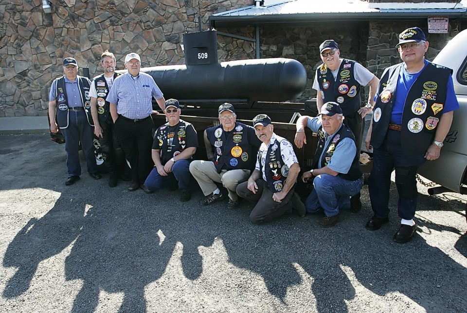 San Fernando Valley Navy submarine veteran finds many helping