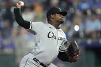 Seattle Mariners acquire hard-throwing reliever Gregory Santos in ...