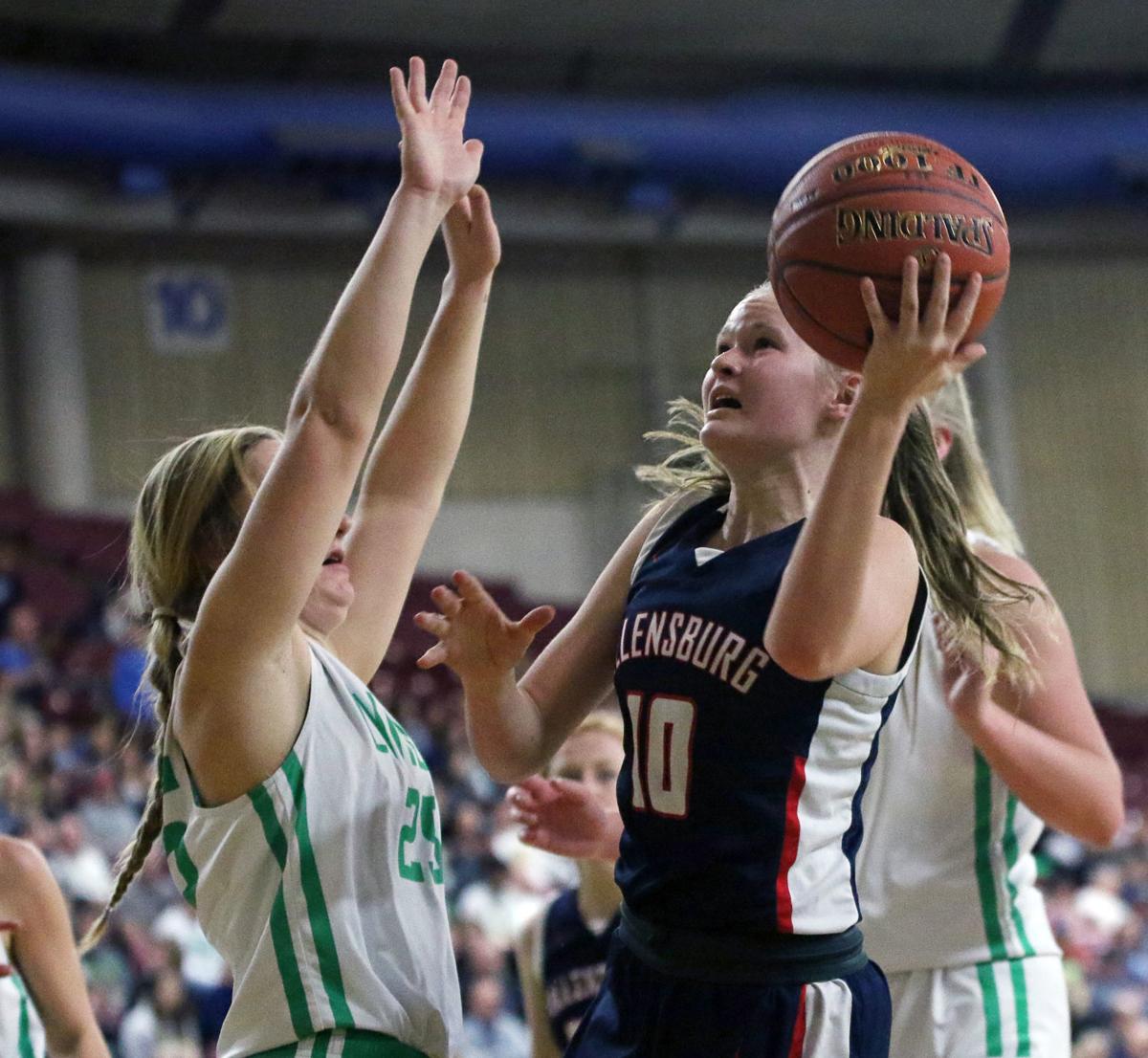 Lynden Shoots Lights Out From The 3 Defeat Ellensburg In State