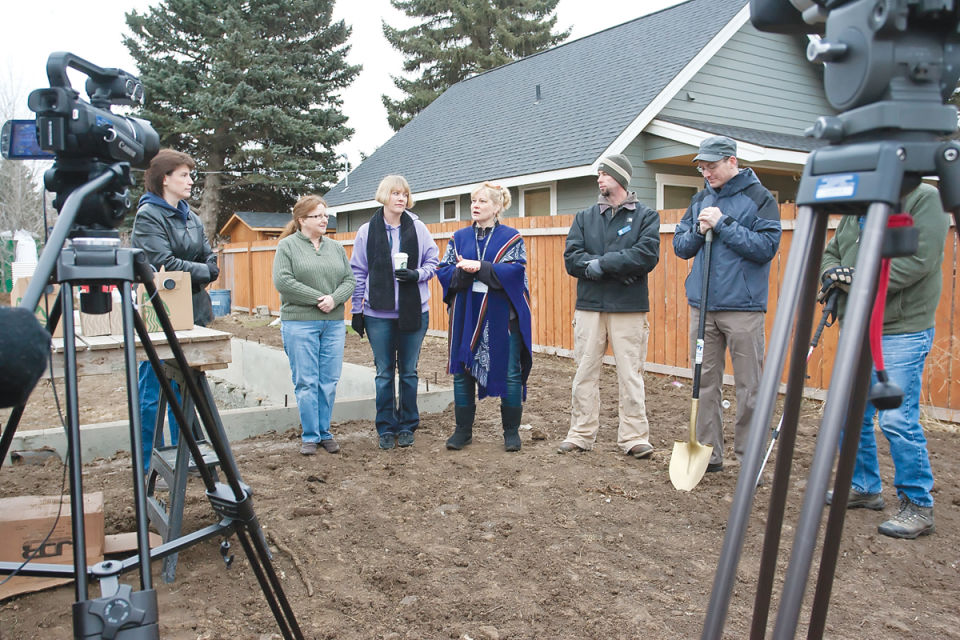 Habitat for Humanity breaks ground on new project on Spokane Street