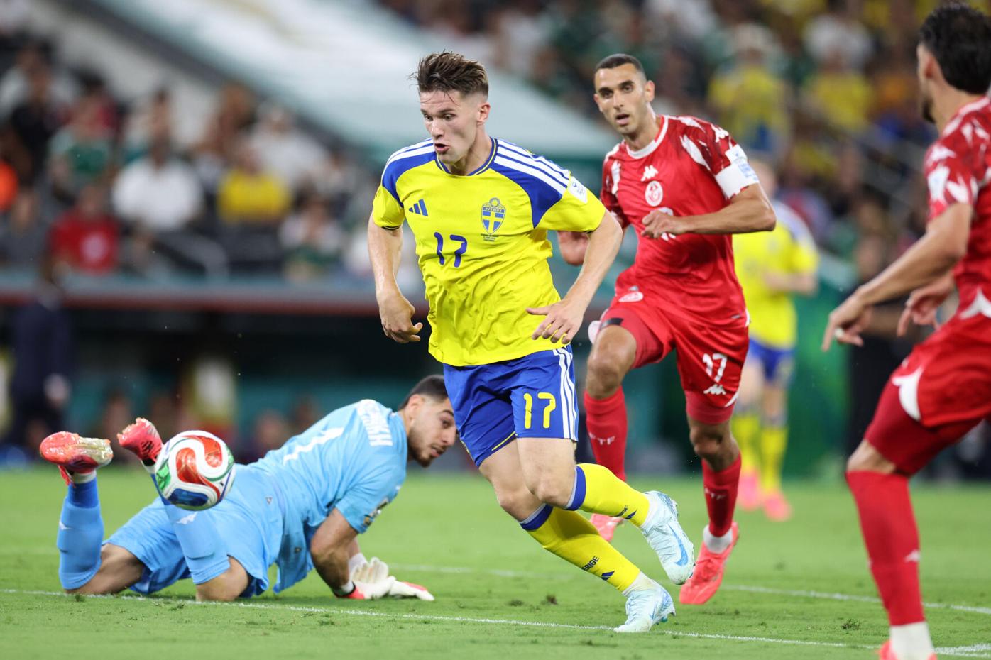 Sweden 5-1 Tunisia: Swedes dismantle Tunisia in World Cup opener Sweden 5-1 Tunisia: Swedes dismantle Tunisia in World Cup opener