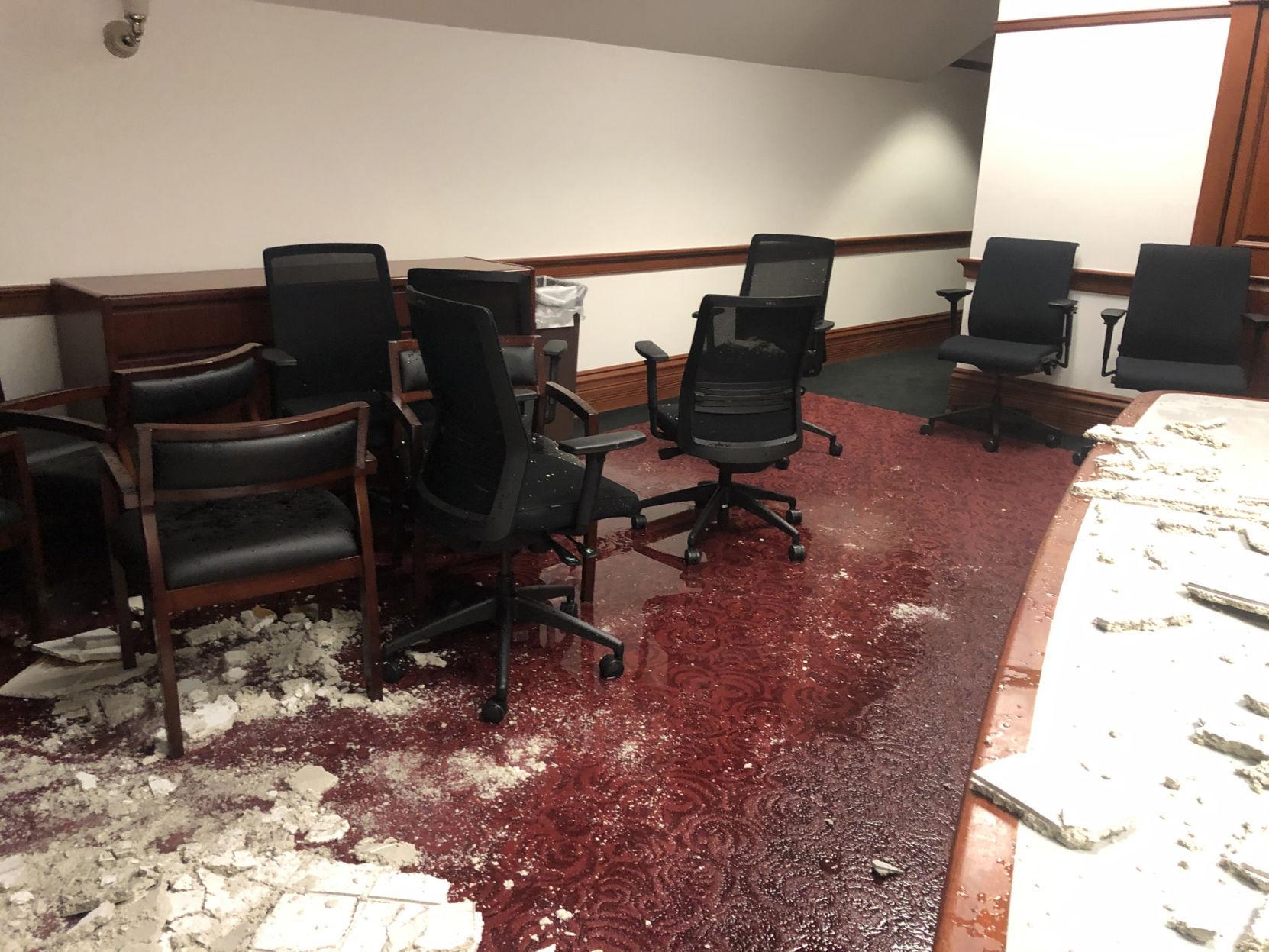 columbine shooting library crime scene photos