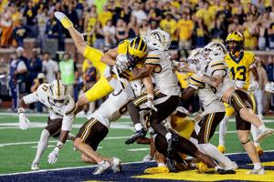 CFP issues statement clarifying how committee can respond to Michigan-Western Michigan result