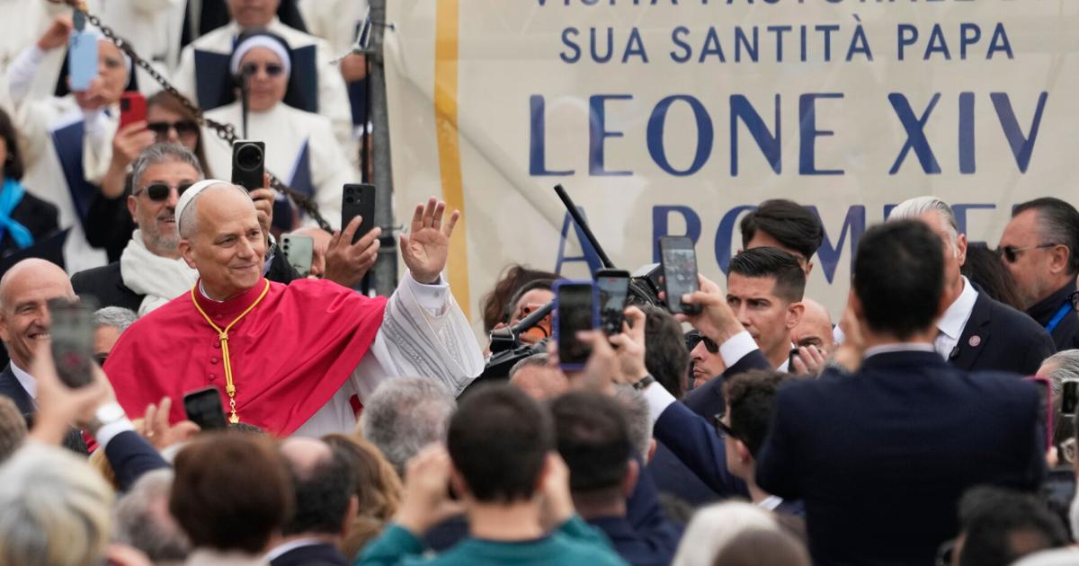 Pope's Powerful Prayer: A Call to End Fratricidal Hatred on Anniversary Visit to Pompeii