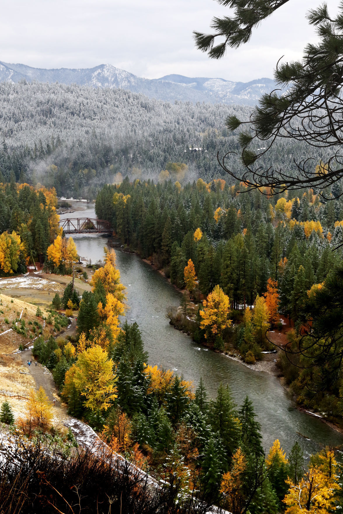 New Suncadia has hired a broker, mountain resort listed on the market