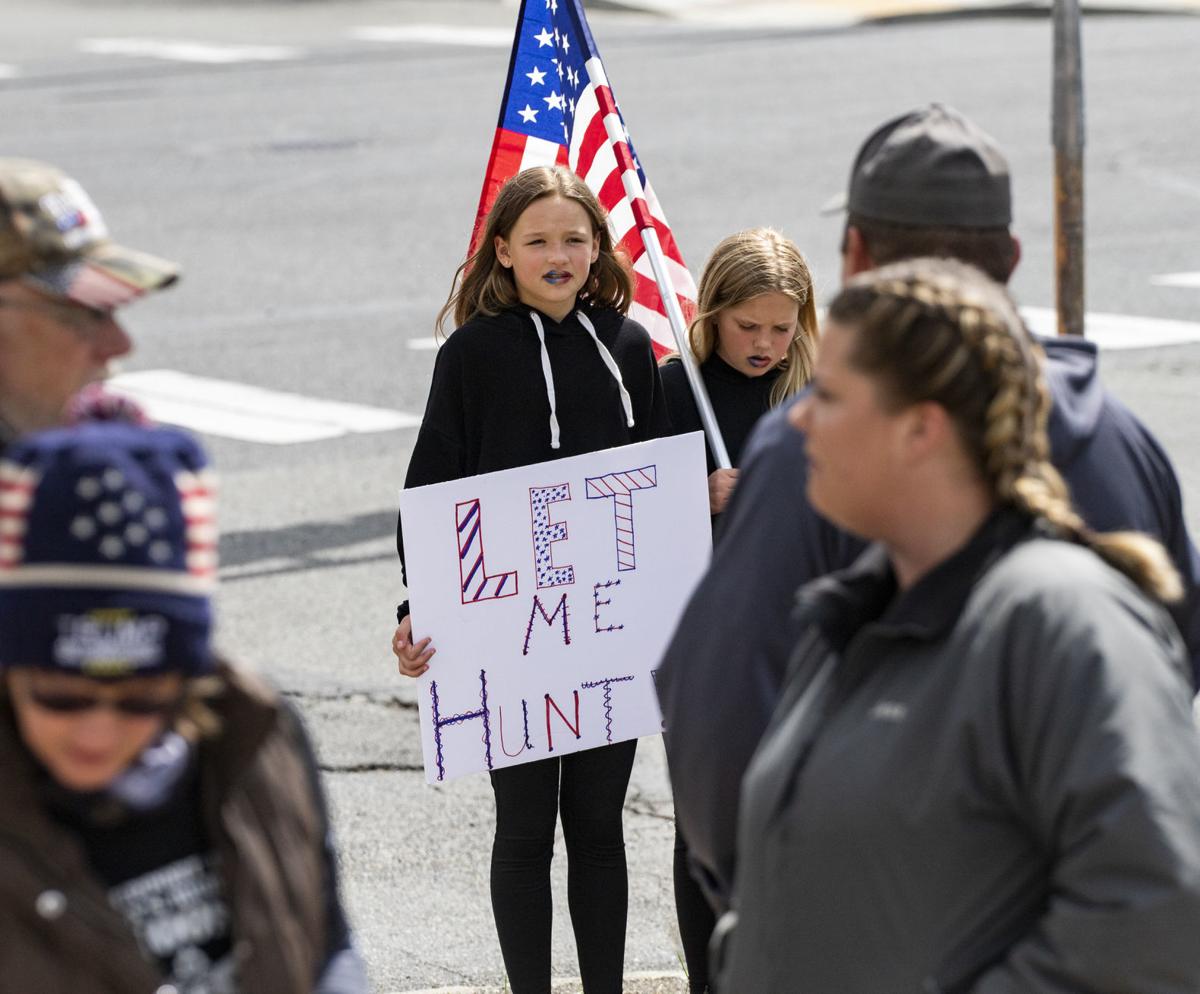 Covid 19 Shutdown Protest Ellensburg Dailyrecordnews Com