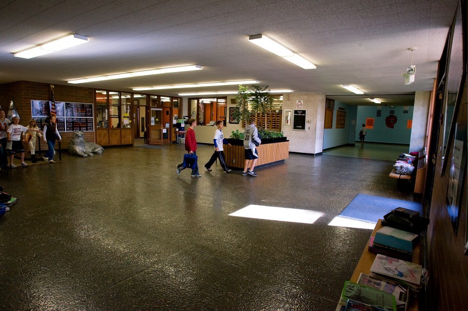 District officials work on bond issue for Middle School Top