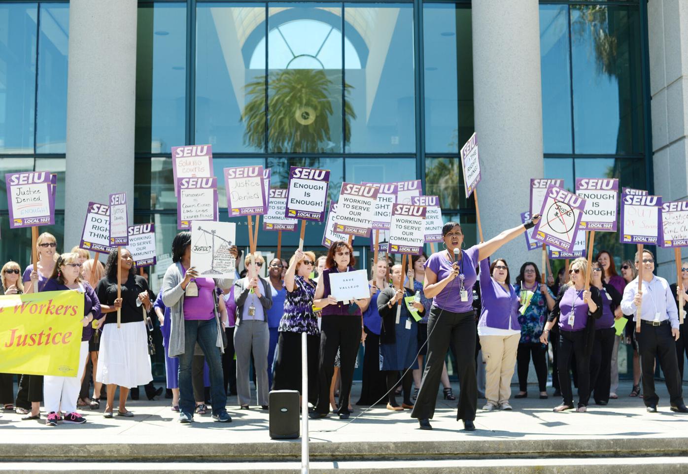 Photo: Solano court workers protest | News | dailyrepublic.com
