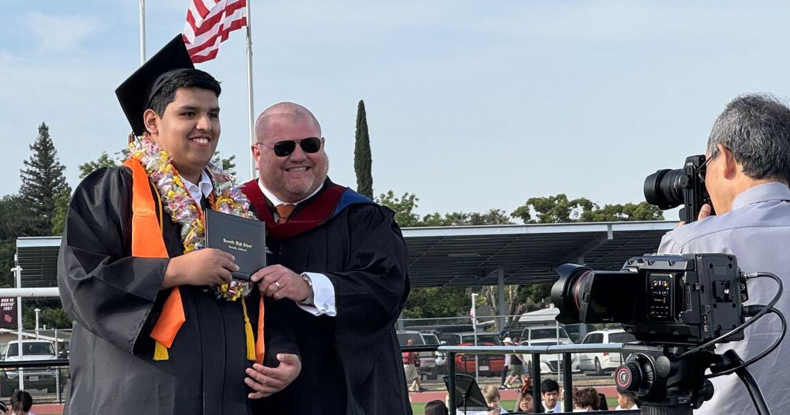 Resilent Vacaville High School Class of 2024 celebrates end of 1 ...