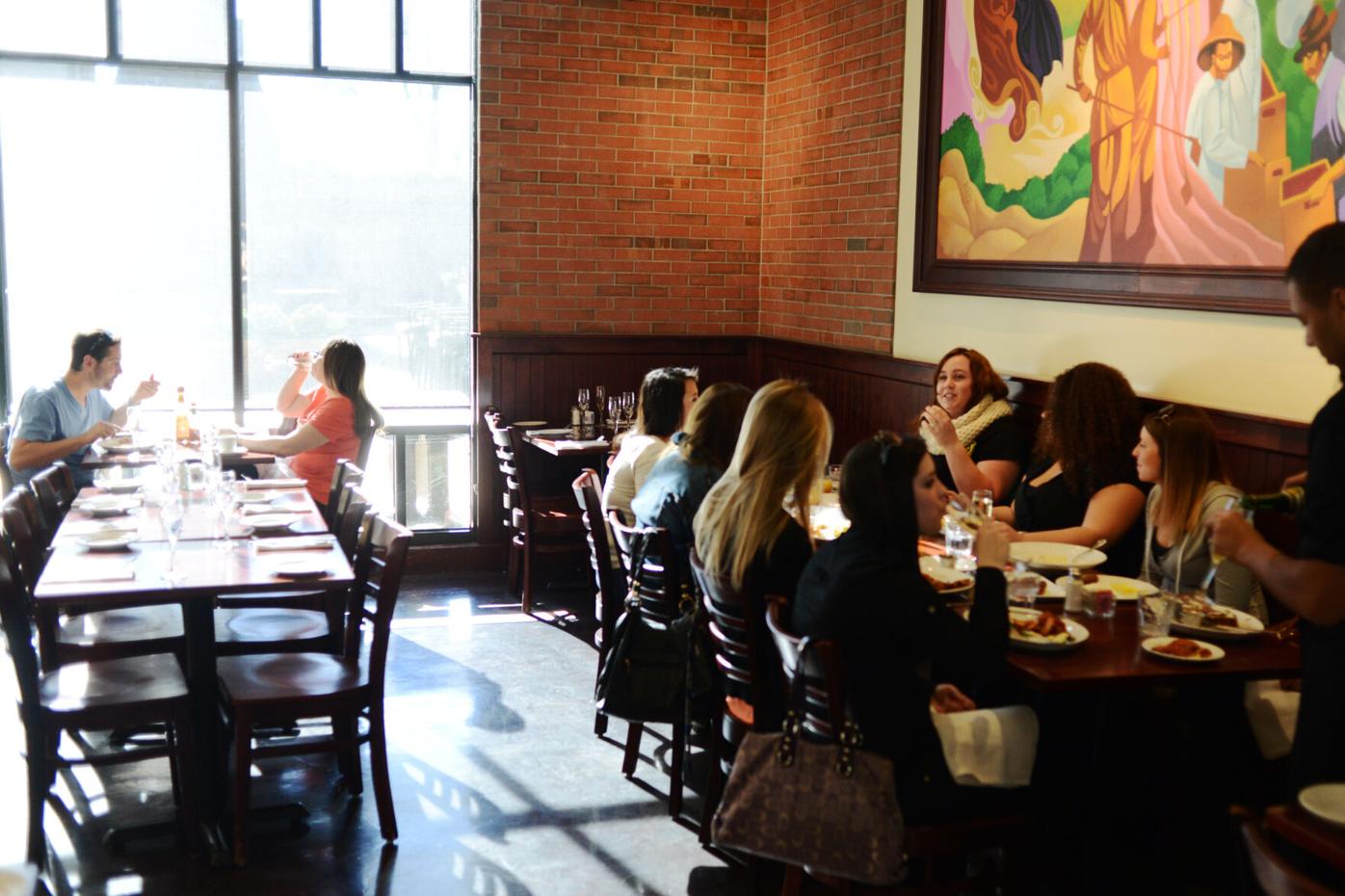 Gold Mine: December 2018: Cast Iron Grill & Bar capitalizes on quality,  ambiance to keep diners satisfied | Food | dailyrepublic.com