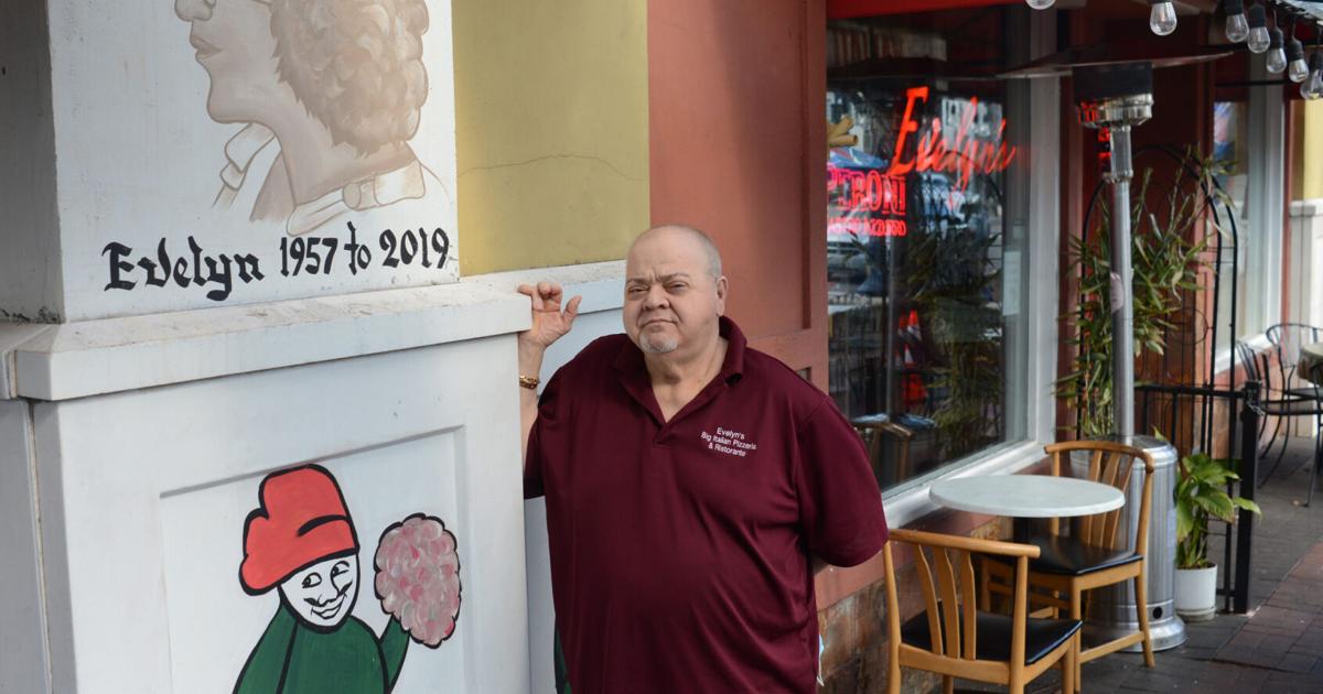 Gold Mine: Evelyn’s Big Italian Pizzeria & Ristorante offers tasty ...