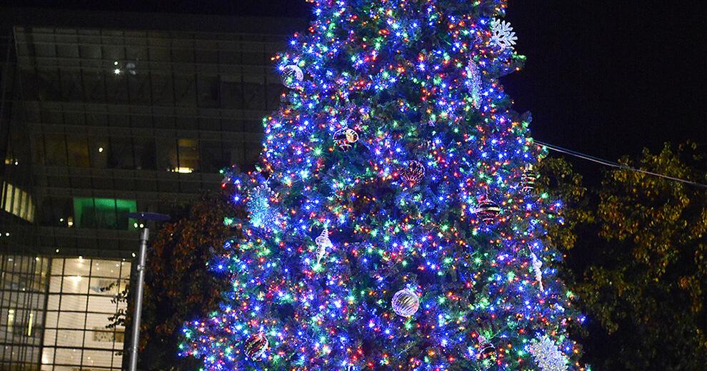 Downtown Fairfield tree lighting on Dec. 1 Fairfield