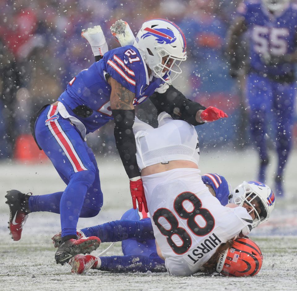 NFL playoffs: Joe Burrow, Bengals plow past Bills in snowy AFC divisional  game