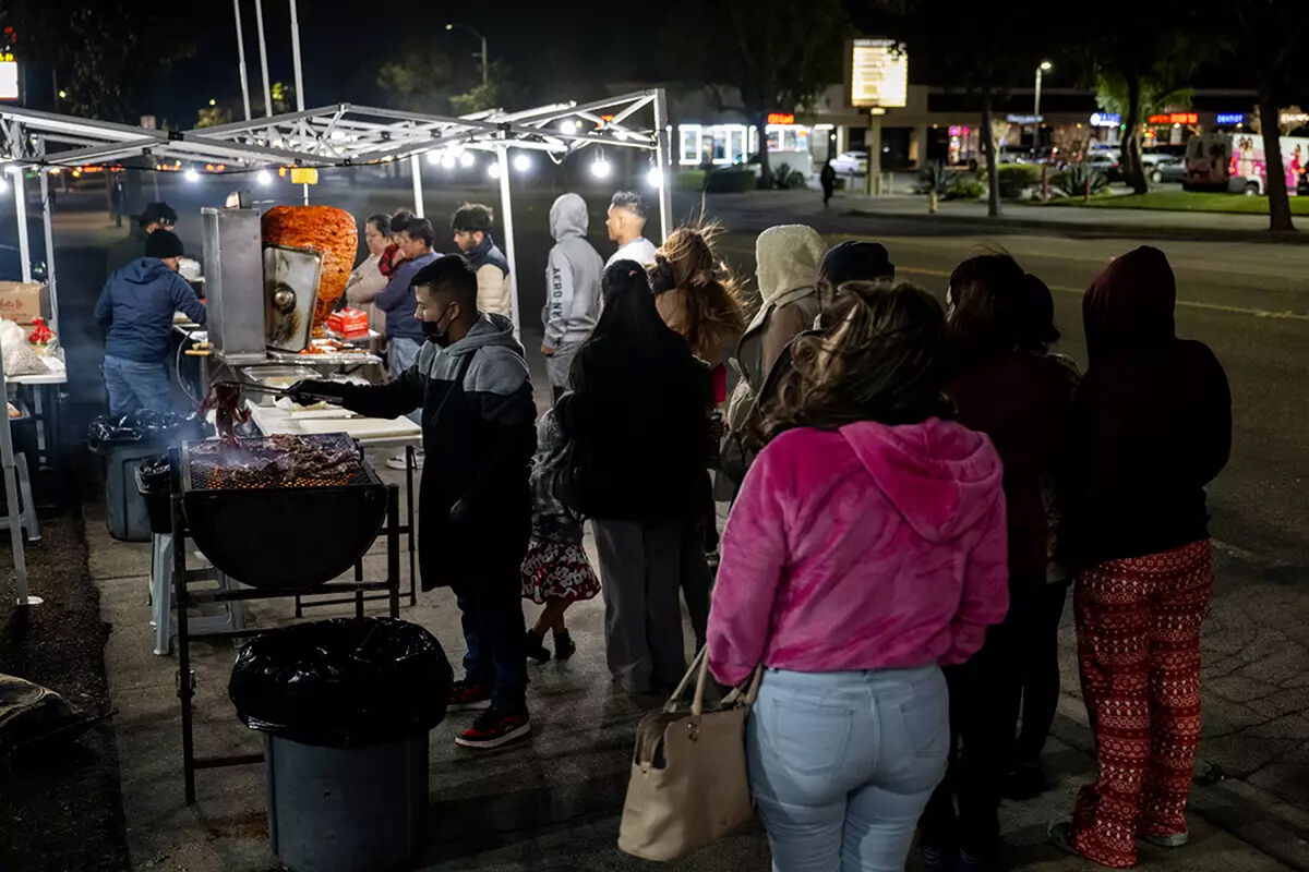 Business owners want county to crack down on illegal pop-up vendors | News  | dailyrepublic.com