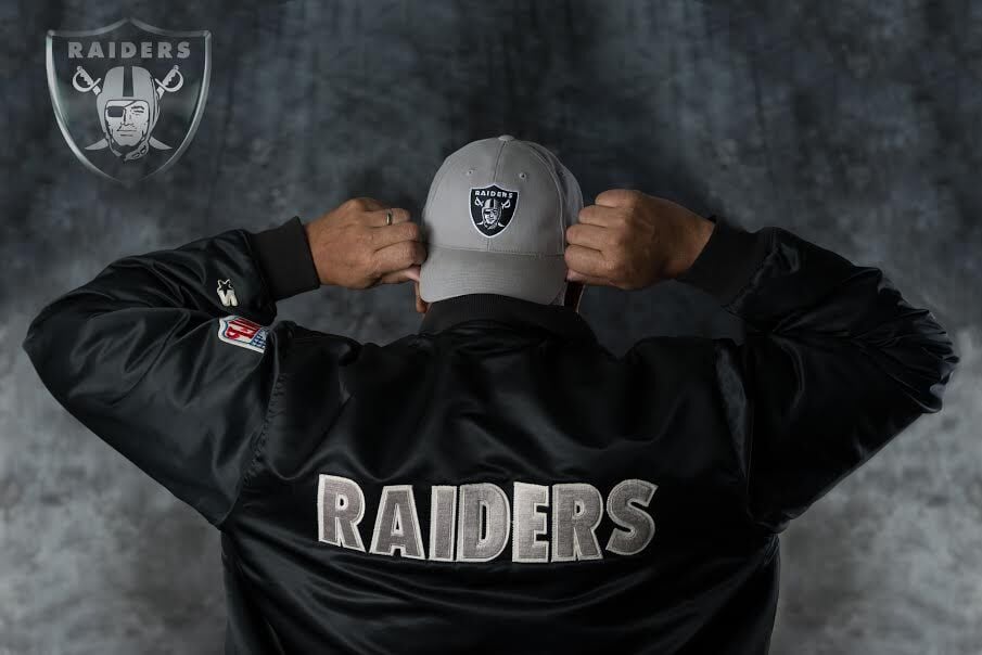 Vintage Vintage 90s Raiders Starter Jacket Big Logo NFL Travis