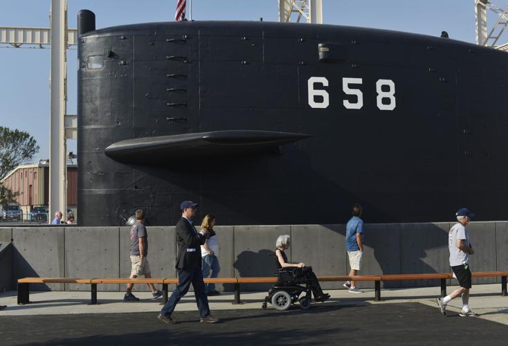 Vallejo ceremony memorializes sub’s crew, builders BeniciaVallejo