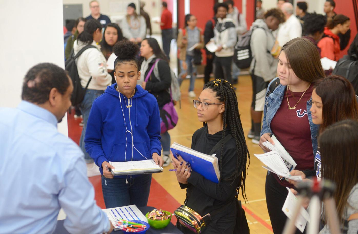 Fairfield High students talk to experts about post-graduation jobs |  Fairfield | dailyrepublic.com