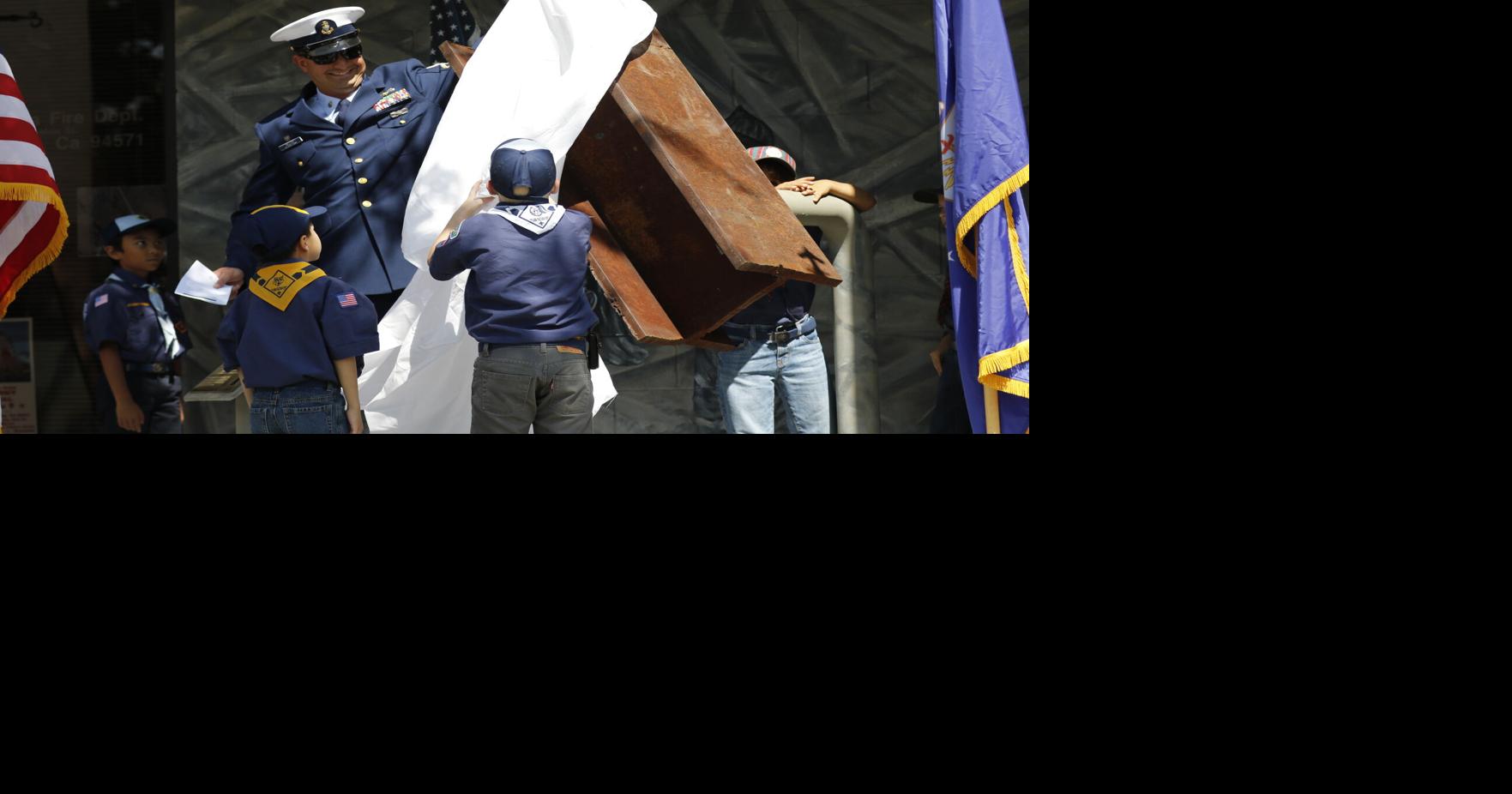Photos: The 9-11 Memorial Dedication Ceremony at the Rio Vista Fire ...