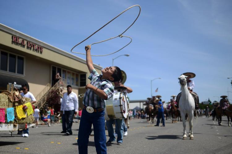 Fiesta Days parade delights hundreds in Vacaville VacavilleDixon