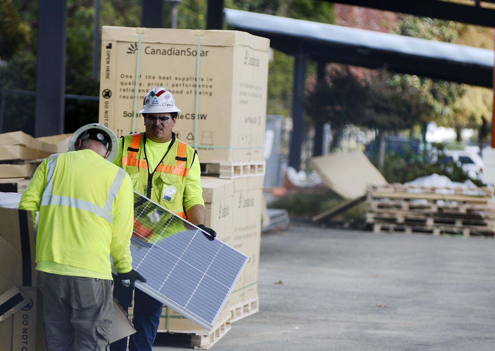 Civic Center Library open as solar project continues downtown | Fairfield |  dailyrepublic.com