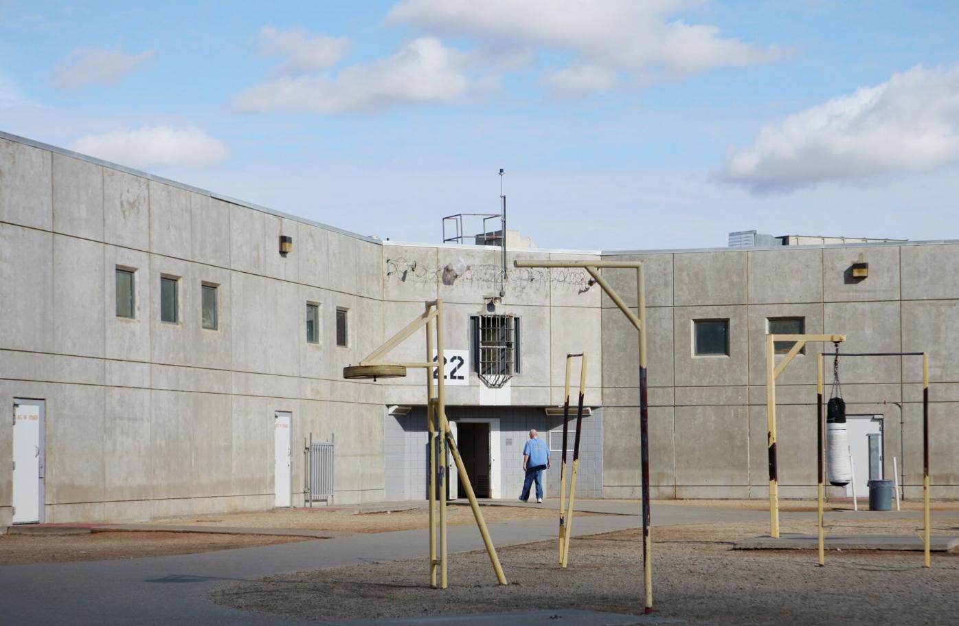 State prison system suspends intake of new inmates, expedites parole |  Solano County | dailyrepublic.com