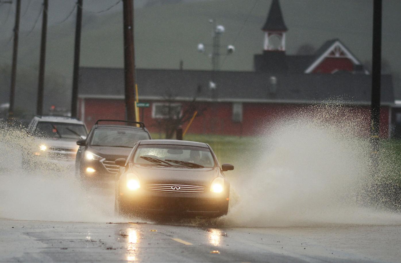 Rain totals continue to rise as storm moves over area | News |  dailyrepublic.com