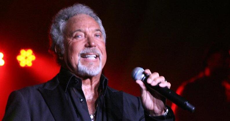 Las Vegas mainstay Tom Jones making Strip return - Vimarsana News