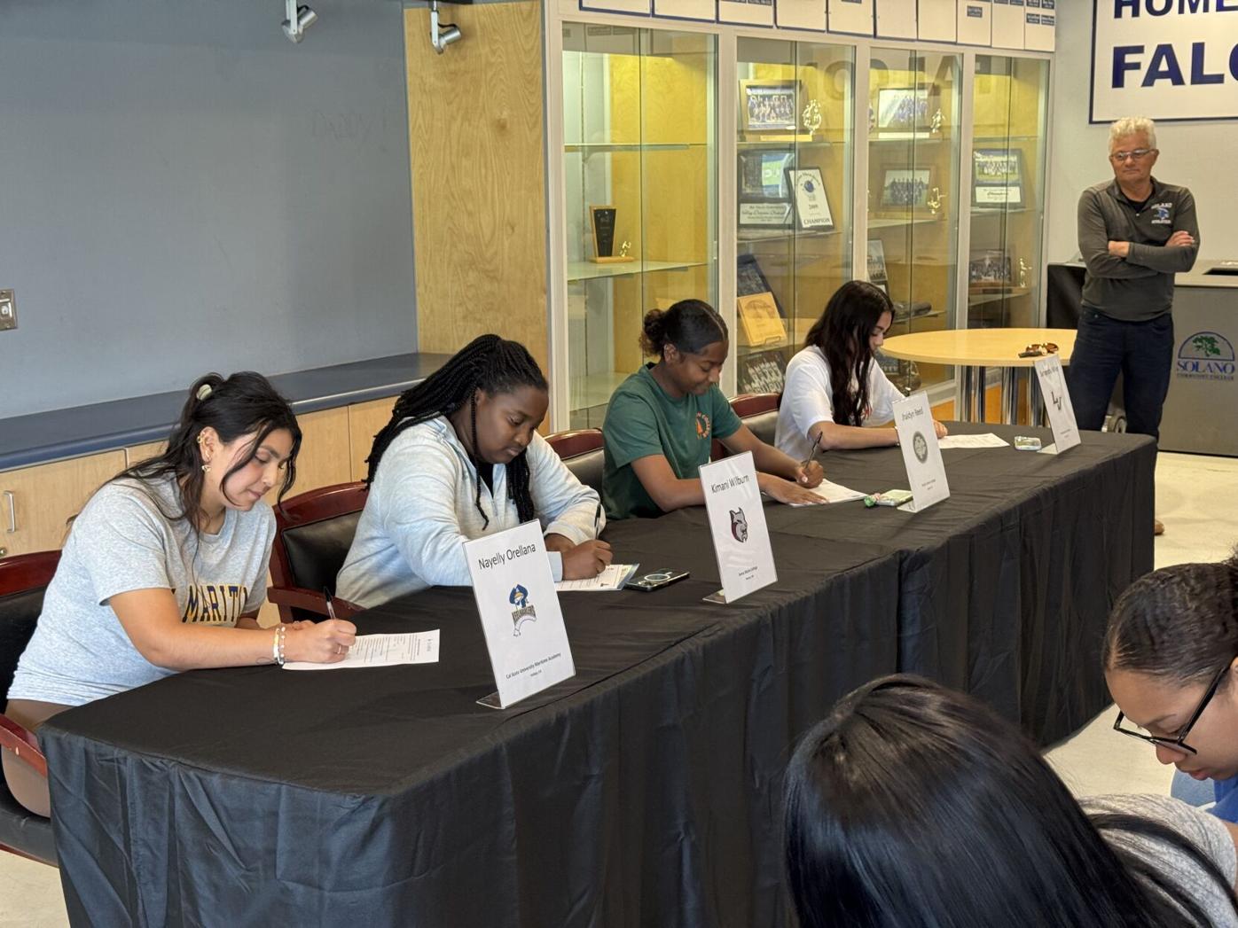 Four Solano College student-athletes sign with 4-year programs | Solano  College | dailyrepublic.com
